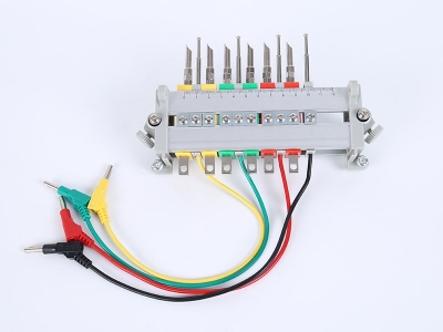 HH2018B三相鋁合金下出線(xiàn)表座帶電壓端子（6滑塊,165孔距，M8螺桿）